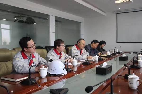 临汾市开发区国地税发展主题党日活动—走进918.com